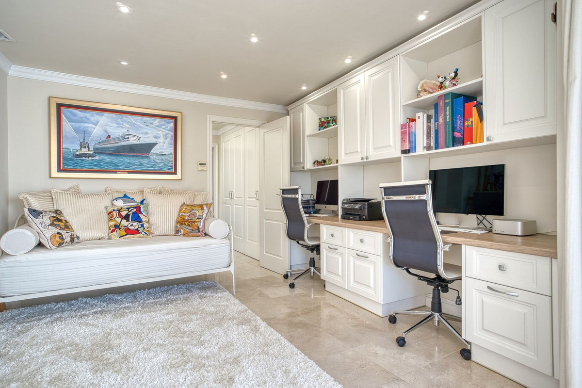 98b7db5c6725403b5000922a4a3ba5b8 - 10