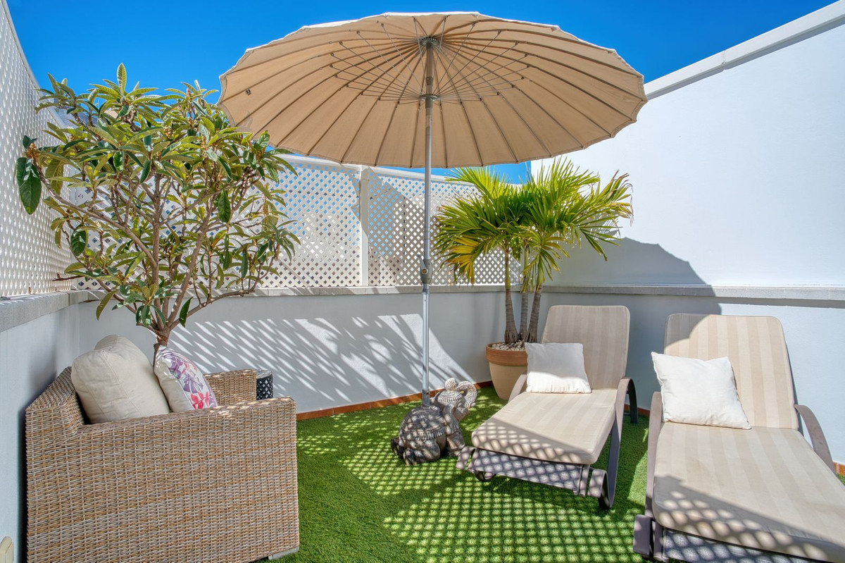 98b7db5c6725403b5000922a4a3ba5b8 - 13