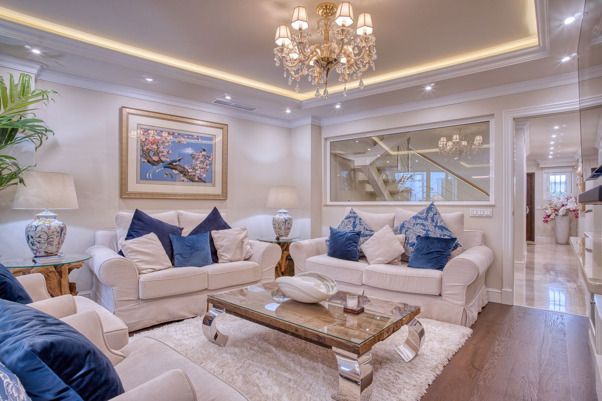 98b7db5c6725403b5000922a4a3ba5b8 - 27