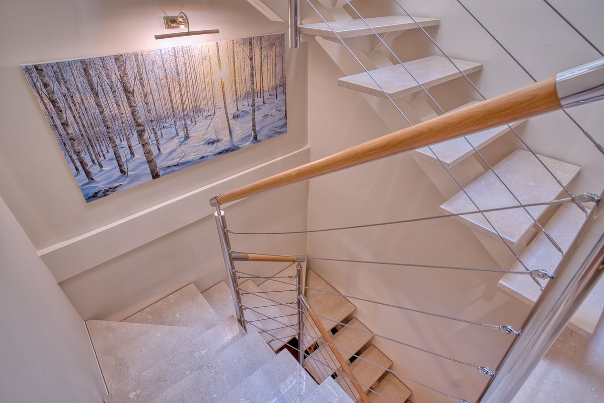 98b7db5c6725403b5000922a4a3ba5b8 - 35