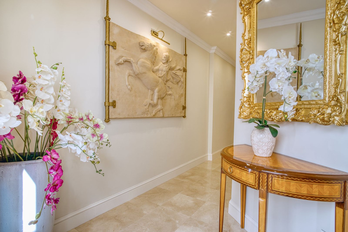 98b7db5c6725403b5000922a4a3ba5b8 - 38