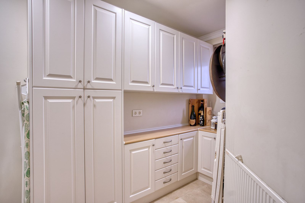 98b7db5c6725403b5000922a4a3ba5b8 - 39