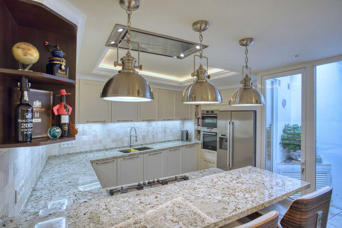 98b7db5c6725403b5000922a4a3ba5b8 - 6