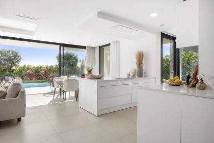 98bee43a34c1ff555042180e33a2aa95 - 13