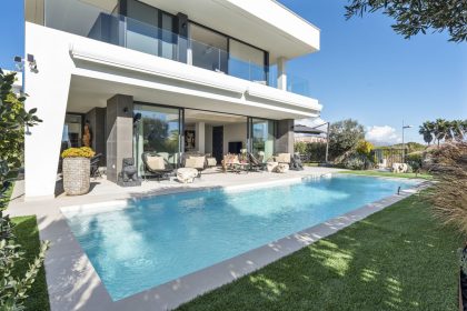 98bee43a34c1ff555042180e33a2aa95 - 2