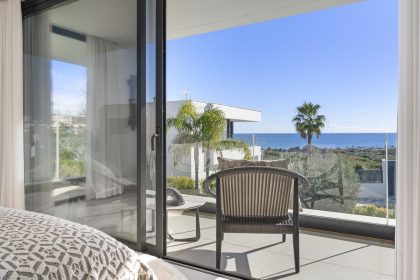 98bee43a34c1ff555042180e33a2aa95 - 27