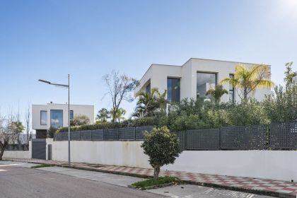 98bee43a34c1ff555042180e33a2aa95 - 35