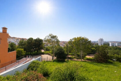 98c80db8bfcf70fd62218eecd1618cb1 - 1