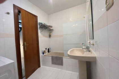 98c80db8bfcf70fd62218eecd1618cb1 - 18