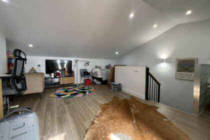 98c80db8bfcf70fd62218eecd1618cb1 - 23