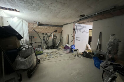 98c80db8bfcf70fd62218eecd1618cb1 - 28