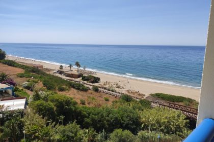 997f75cf0a5c586c0c578c5c4078134a - 12