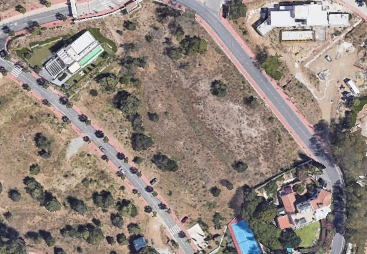 999f8880a9a9baeba8af99fbb7736b95 - 18