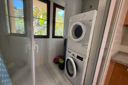 99a1b8ab31090215e5b161adb7102744 - 19