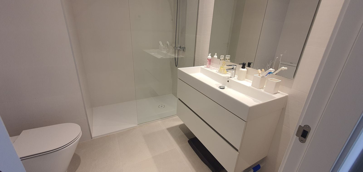 99e0892fbd961d4c2e6418a18bfa5706 - 17