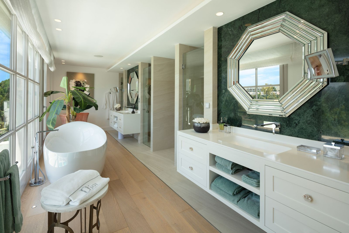 9ab6673f92c61fdece7f06995f5b7ac4 - 17