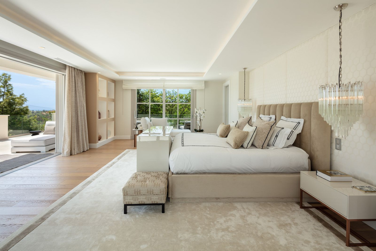 9ab6673f92c61fdece7f06995f5b7ac4 - 18