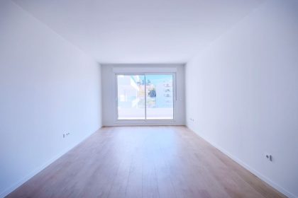 9abd767974b7246db946a39d8abe9b6e - 9