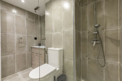 9ad9d41c29c25bcb7195bb02925c05df - 29