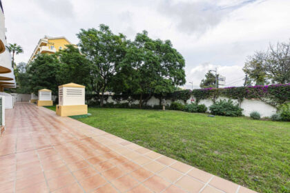 9ad9d41c29c25bcb7195bb02925c05df - 47