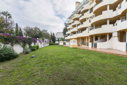 9ad9d41c29c25bcb7195bb02925c05df - 49