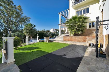 9b174fc390e0b9cb26941f08f762930b - 23