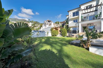 9b174fc390e0b9cb26941f08f762930b - 28