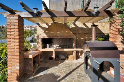 9b174fc390e0b9cb26941f08f762930b - 31