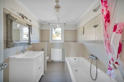 9b174fc390e0b9cb26941f08f762930b - 75