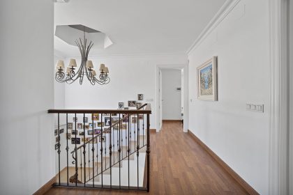 9b174fc390e0b9cb26941f08f762930b - 77