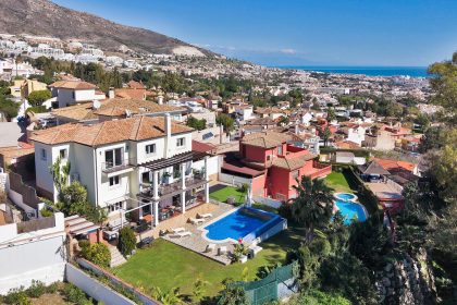 9b174fc390e0b9cb26941f08f762930b - 82