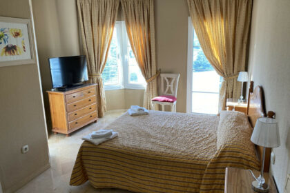 9b389e3c1d19ba60558271deb59b55ad - 15