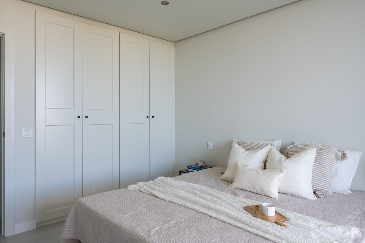 9bdbd2b11f3118ed9ce3e589e3d9604f - 12