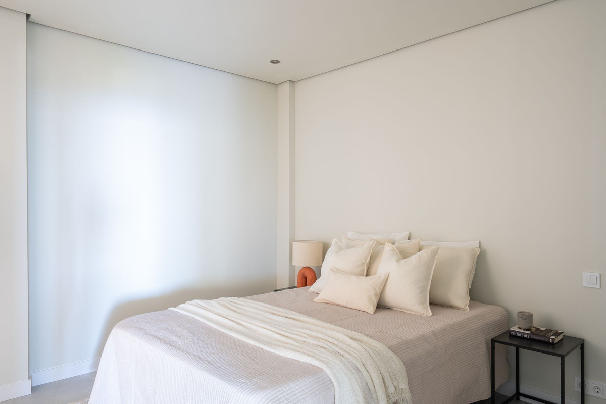 9bdbd2b11f3118ed9ce3e589e3d9604f - 20