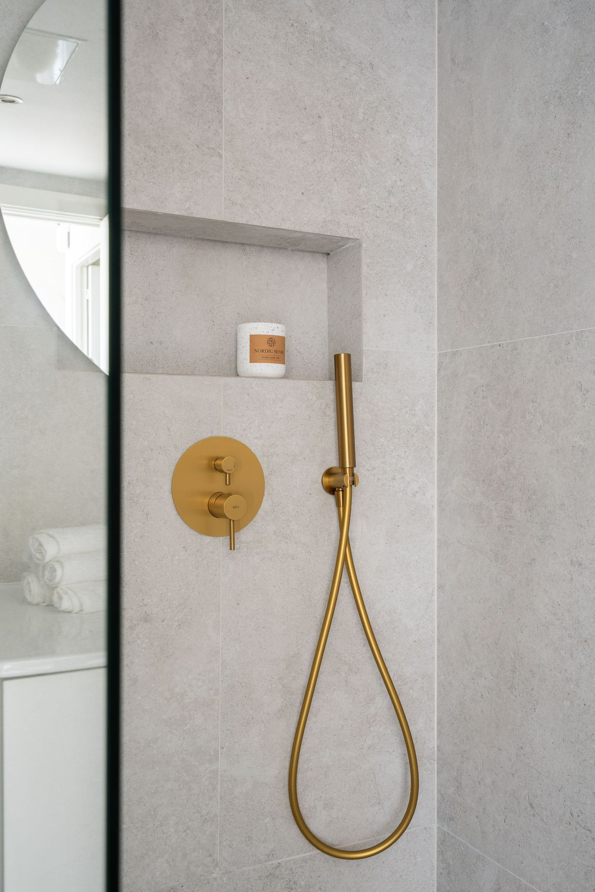 9bdbd2b11f3118ed9ce3e589e3d9604f - 25