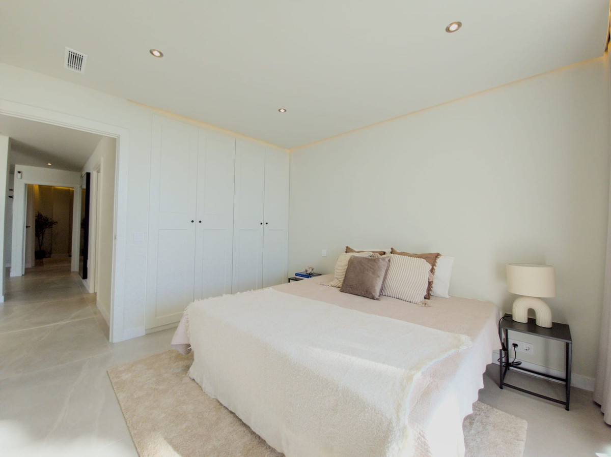 9bdbd2b11f3118ed9ce3e589e3d9604f - 26