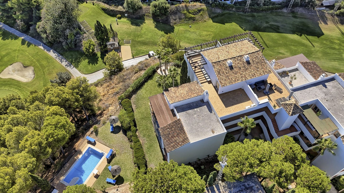 9bdbd2b11f3118ed9ce3e589e3d9604f - 30