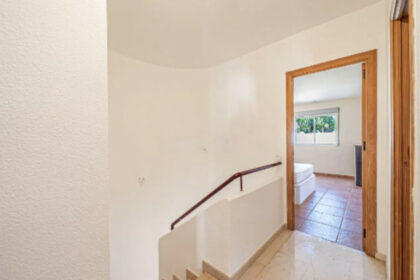 9c0322cf268d1108b026874bbfccaff8 - 12