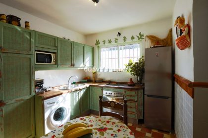 9c1264ce2443433fb1cb4dab2d735a3e - 11