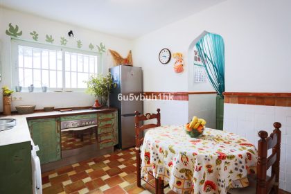 9c1264ce2443433fb1cb4dab2d735a3e - 16