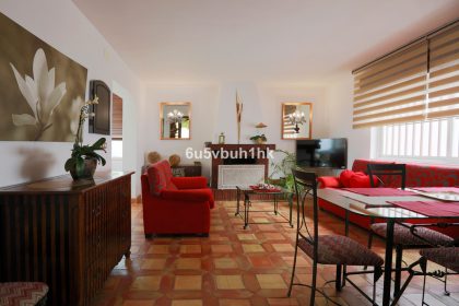 9c1264ce2443433fb1cb4dab2d735a3e - 20