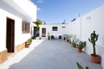 9c1264ce2443433fb1cb4dab2d735a3e - 43