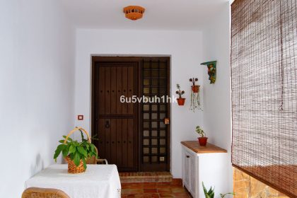 9c1264ce2443433fb1cb4dab2d735a3e - 49