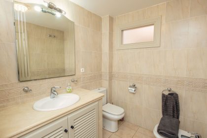 9c173eac707c3ddf0bfb5f4d0c773715 - 13