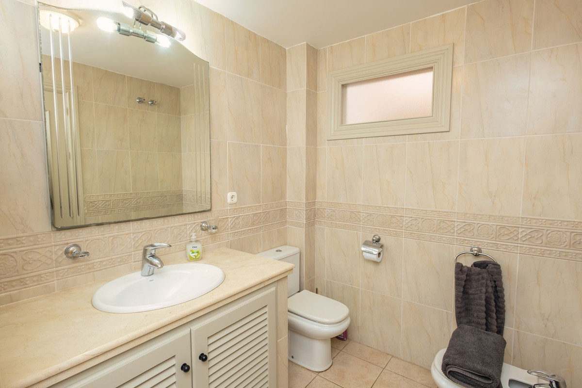 9c173eac707c3ddf0bfb5f4d0c773715 - 13