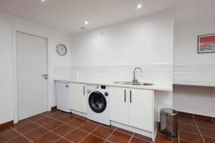 9c173eac707c3ddf0bfb5f4d0c773715 - 28