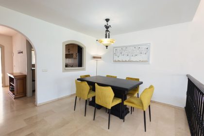 9c173eac707c3ddf0bfb5f4d0c773715 - 9