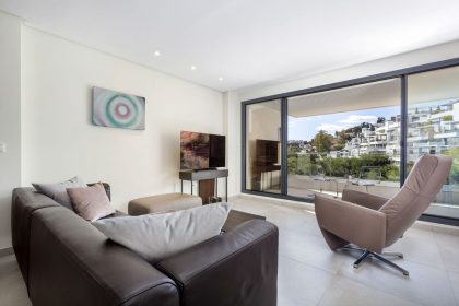 9c3924619f3ee3ec6c7921861d49689b - 3