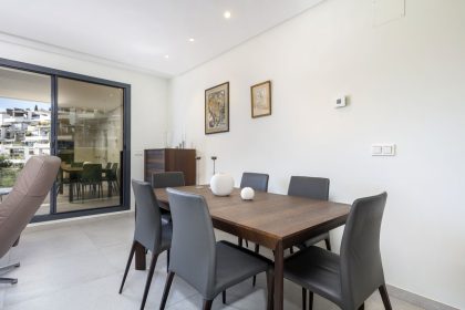 9c3924619f3ee3ec6c7921861d49689b - 7