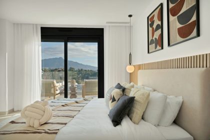 9c49b984e08695838189f959feb160fb - 19